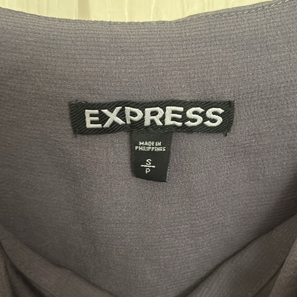 Express off the shoulder top - Picture 3 of 4